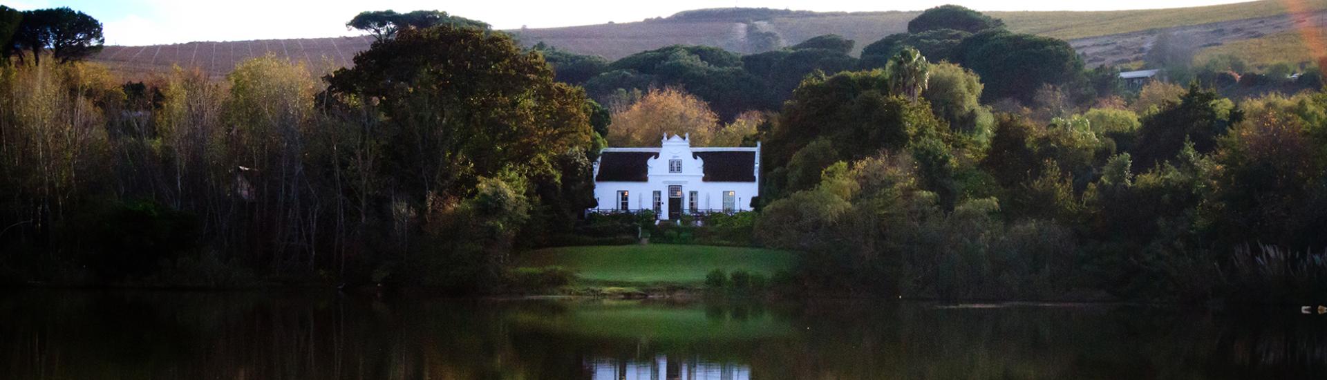 Manor House Vista